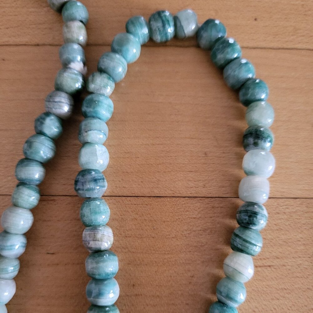 Chalcedony Classic Gemstone Necklace, Rich Varied Shades of Green